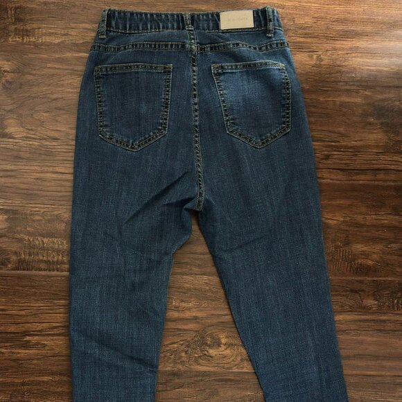 Korean Chuu -5kg Slimming Jeans - Picture 3 of 3